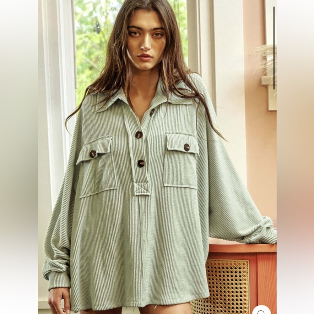 Bucket list oversized shirt - half button, Medium